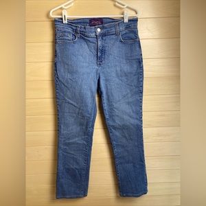 Not Your Daughter’s Jeans medium wash blue jeans size 10.